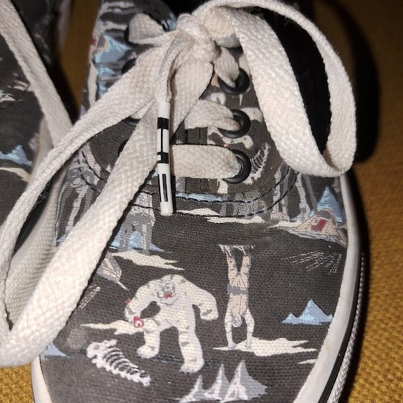 Star Wars Dark Side Planet Hoth Vans Size Youth 13.5 - Picture 5 of 9